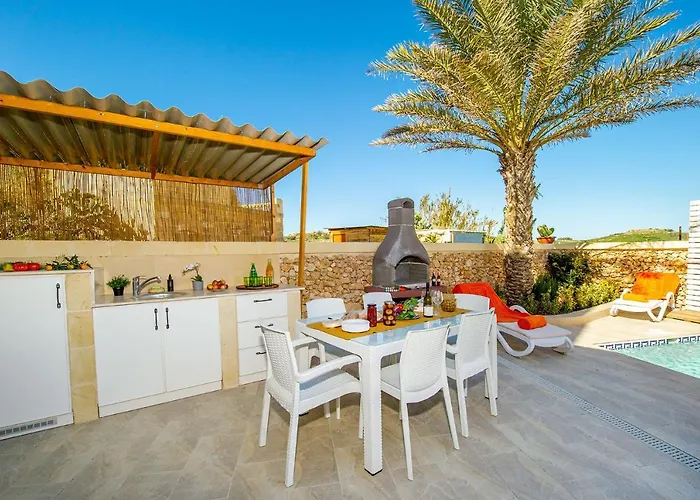 Dar It-Torri Holiday Home