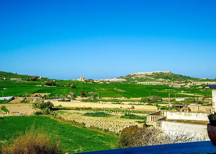 Dar It-Torri Holiday Home