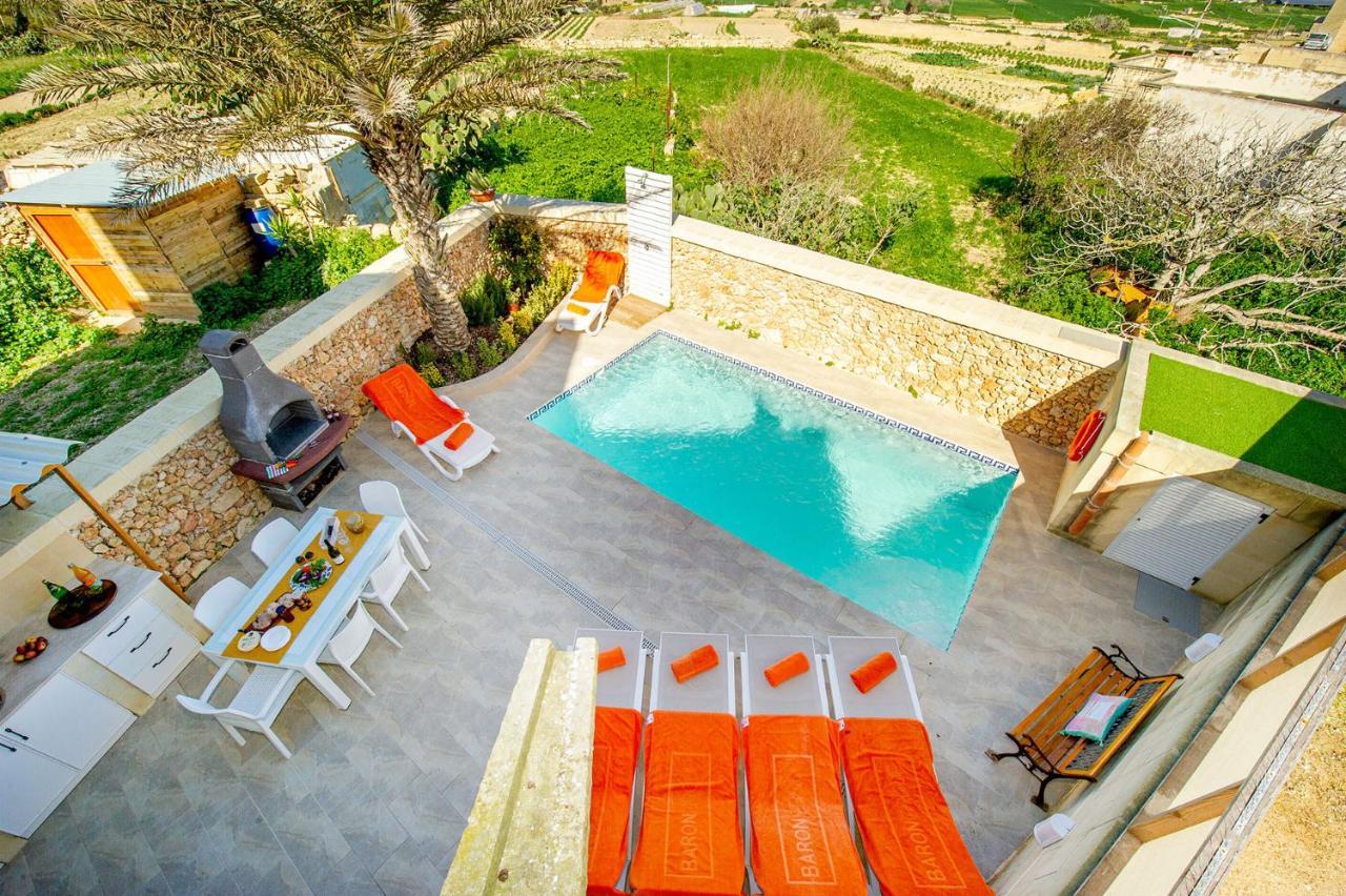 Dar It-torri Country house